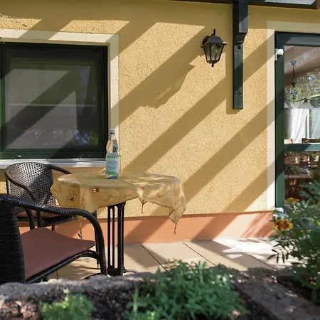 Dom wakacyjny Cozy Escape In Walthersdorf *